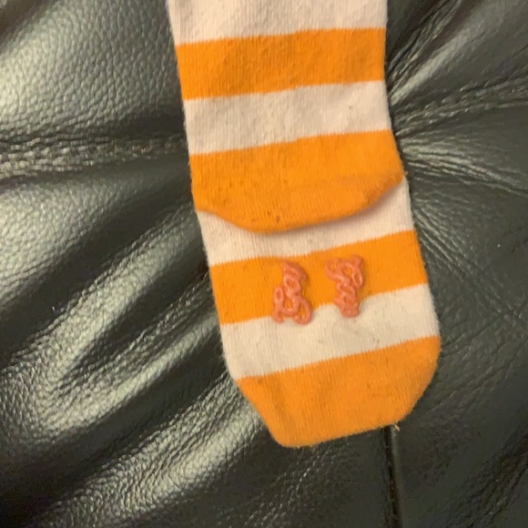 3/$20 6-12 months Tights - Picture 4 of 4